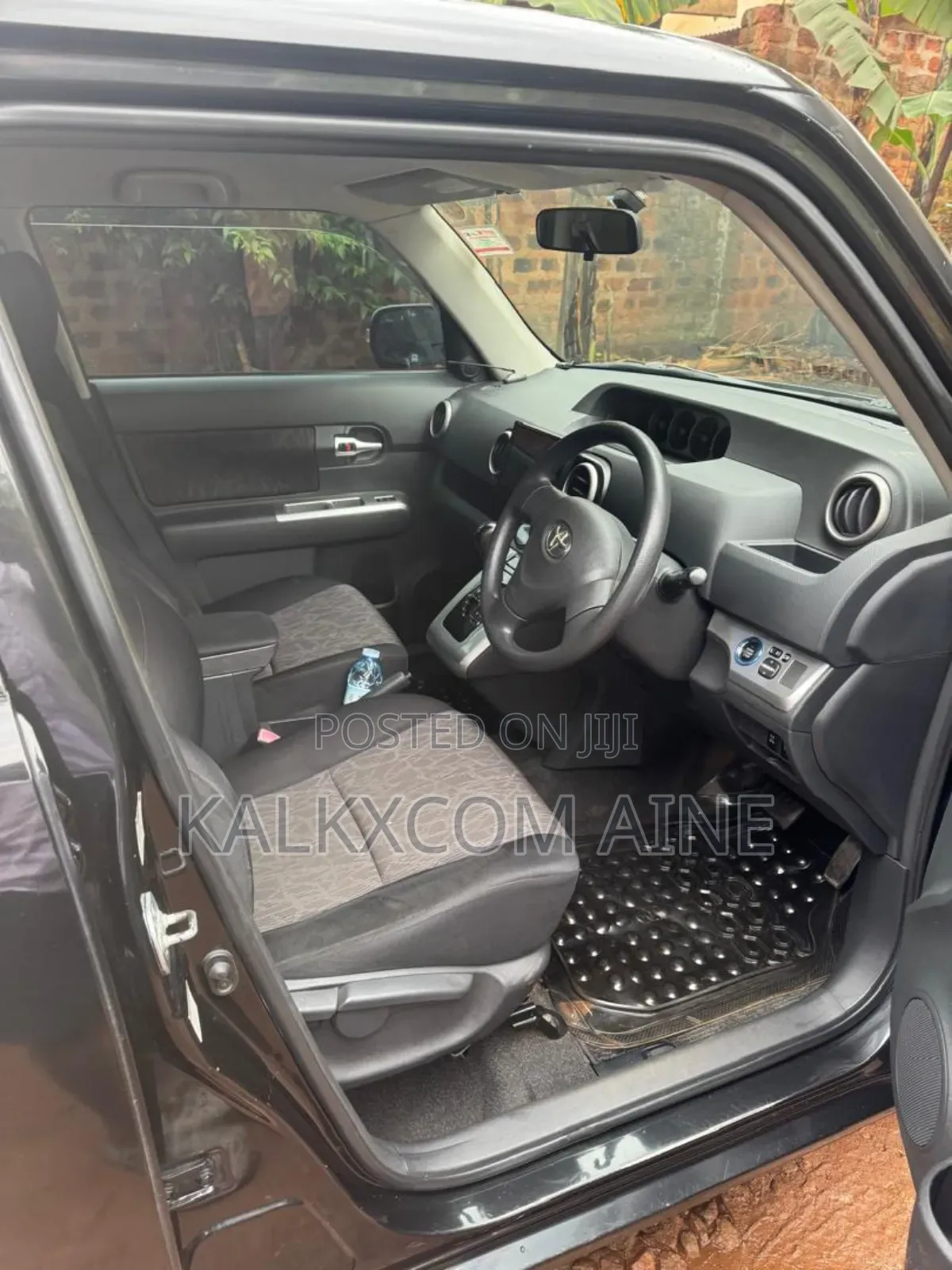 Toyota Noah 2013 Black