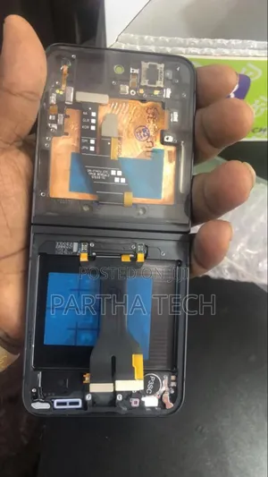 All Phone Types Screen Replacements. Grade a and B.