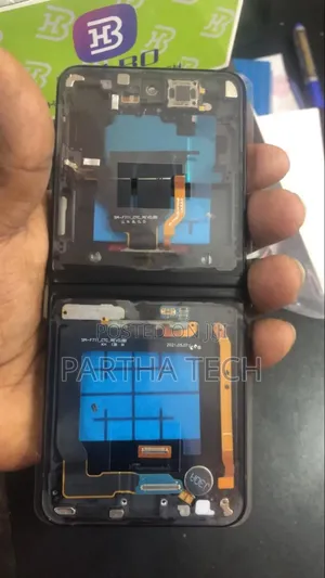 All Phone Types Screen Replacements. Grade a and B.