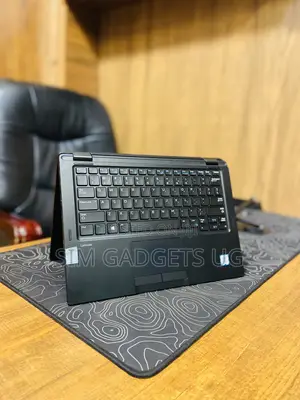 Laptop Dell Latitude 7390 8GB Intel Core i7 SSD 256GB