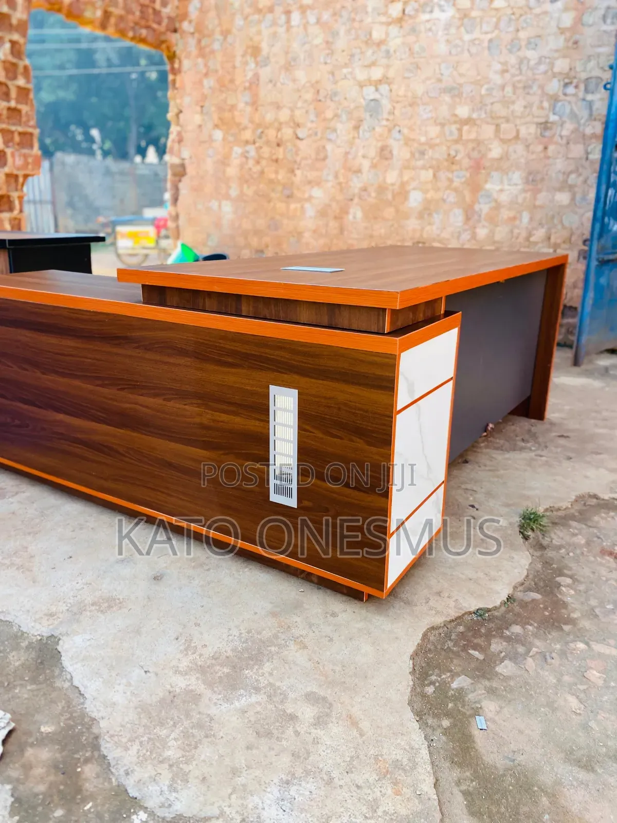 Modern Office Desks