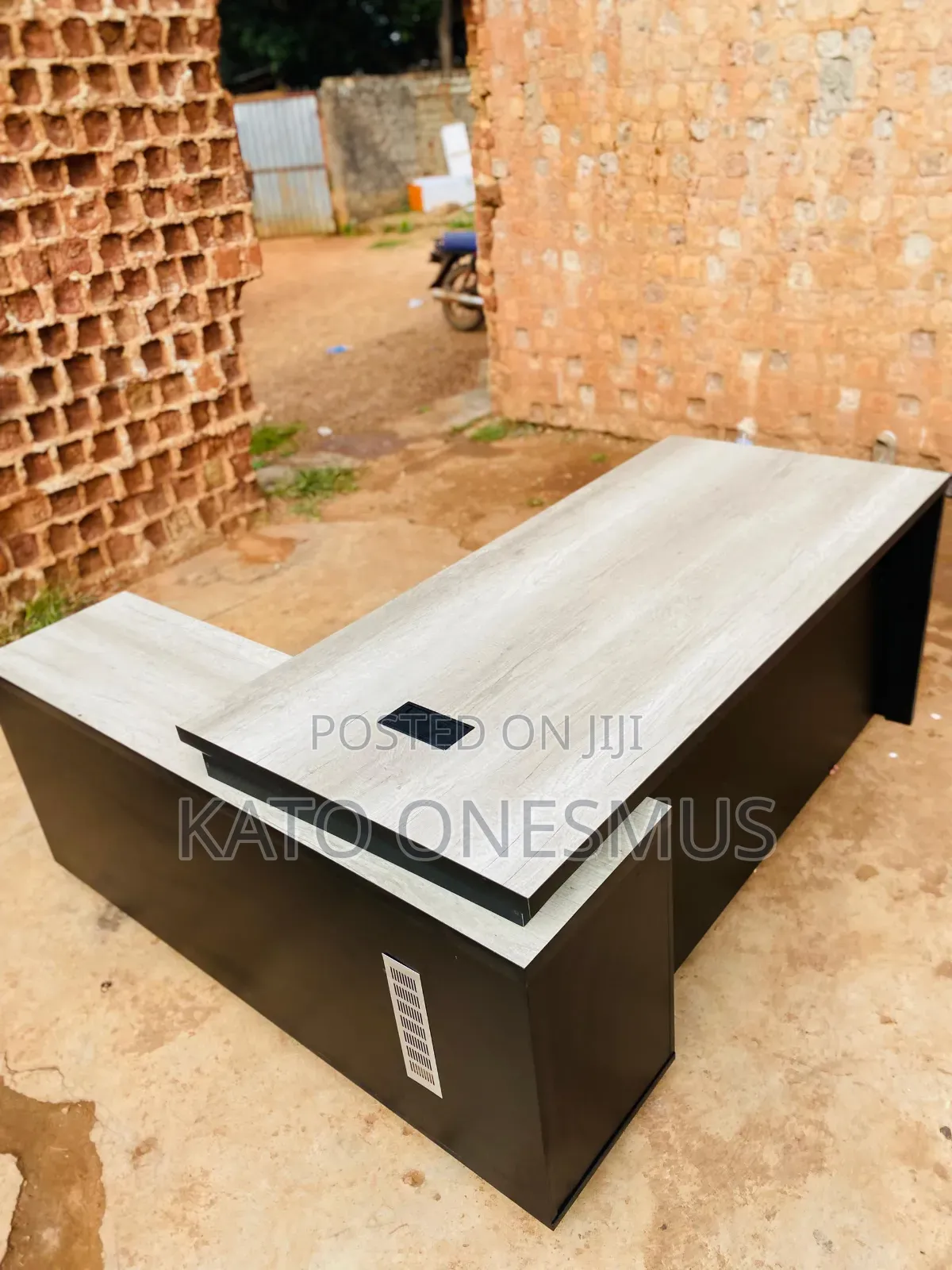 Modern Office Desks