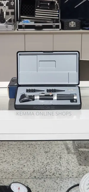 Elaborate Otoscope