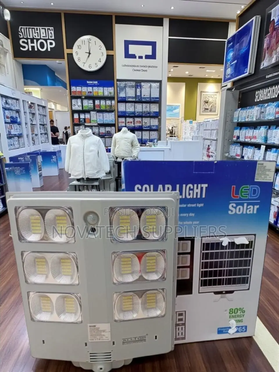 1000w Durable All-Top Solar Street Light – Super Bright