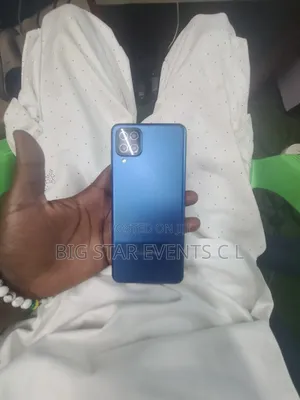 Samsung Galaxy A12 64 GB Blue