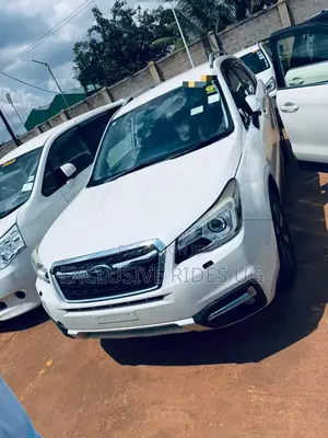 Subaru Forester 2016 Off white