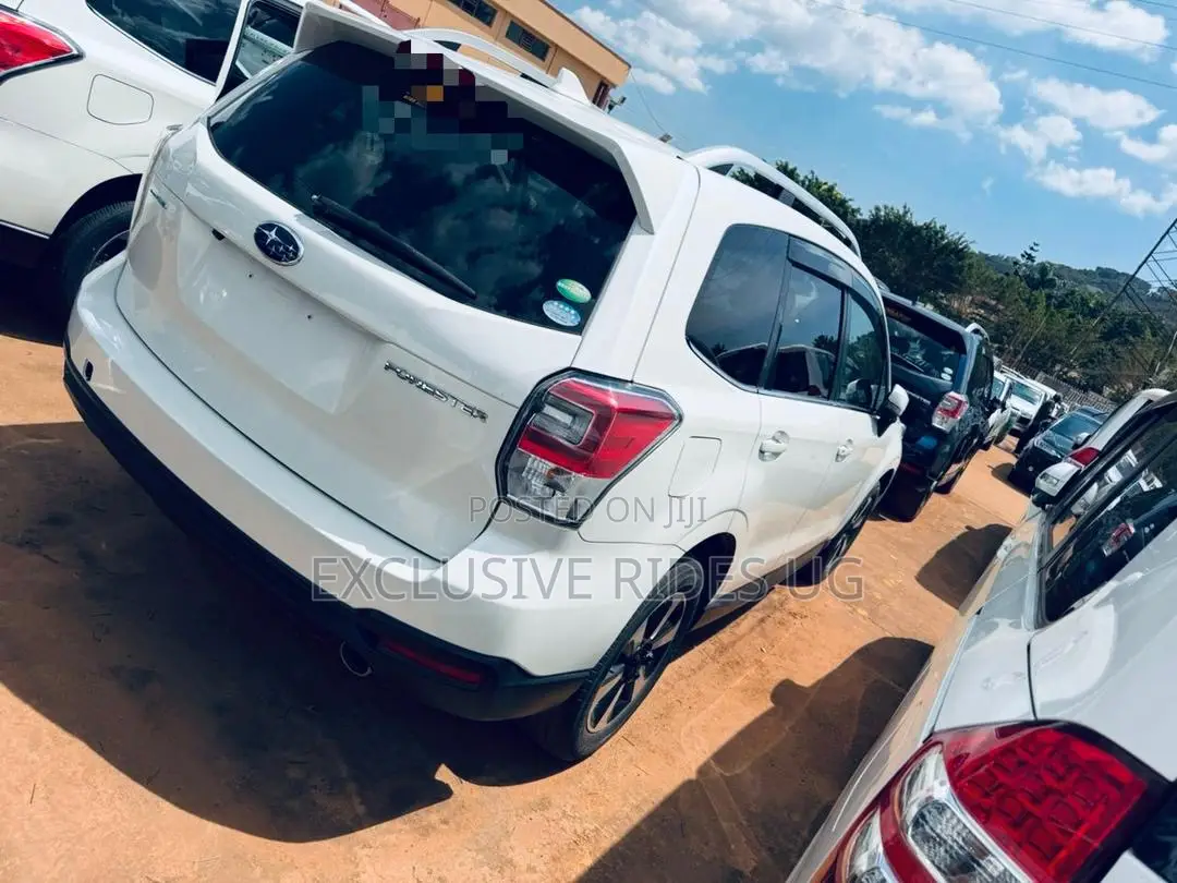 Subaru Forester 2016 Off white