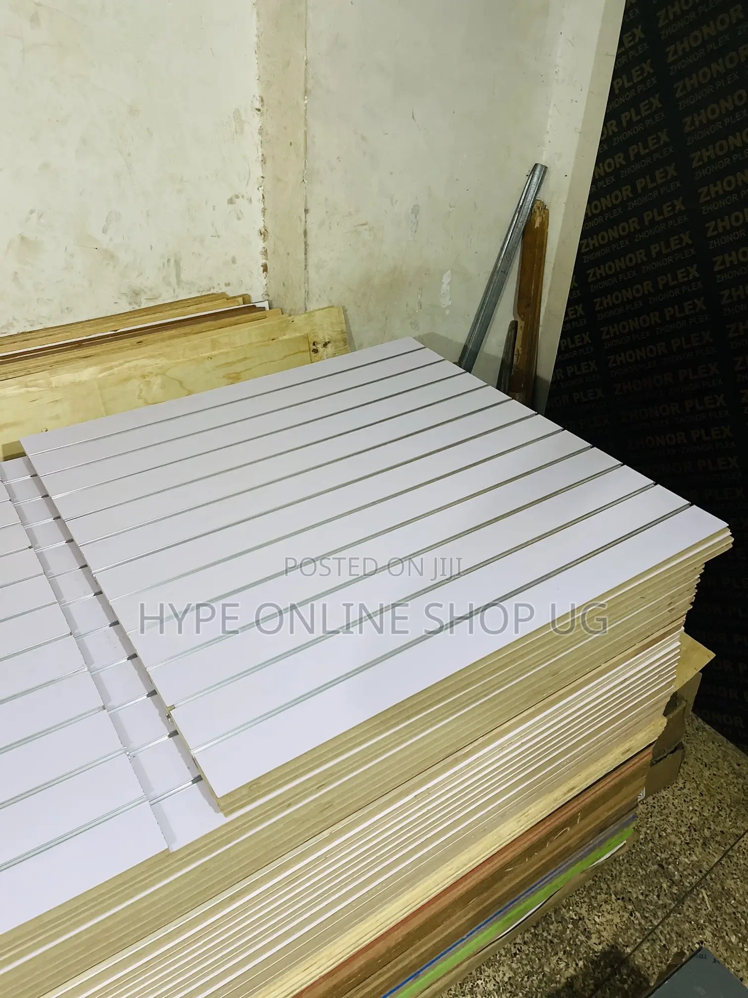 Forever Strong 4feets Mahogany Display Boards