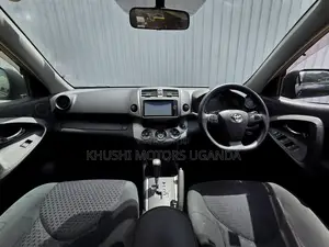 Toyota Vanguard 2012 Black