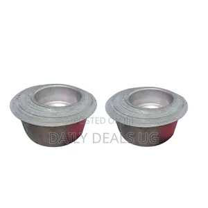 8 Piece Set of Aluminum Saucepans - Silver