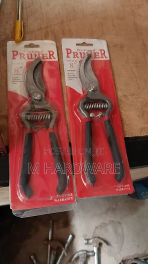 Secateurs/ Trimmers Or Pruner