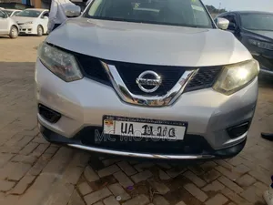 Nissan X-Trail 2.0 Petrol AWD 2014 Silver