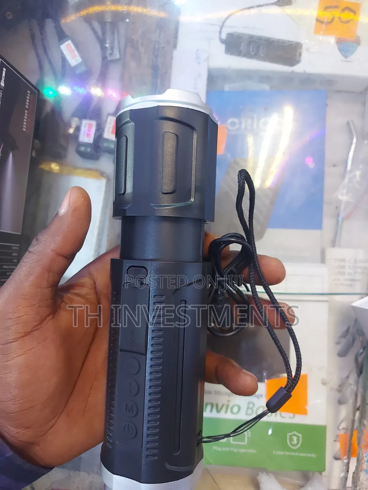 Sy-322 Telescopic Zoomable Torch Wireless Bluetooth Speaker, Outdoor