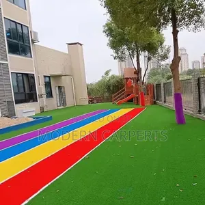 Vertical Artificial Turf for Kids Playing Area