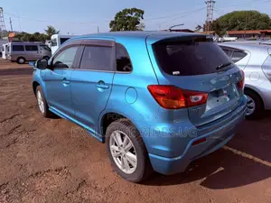 Mitsubishi RVR 2015 Blue