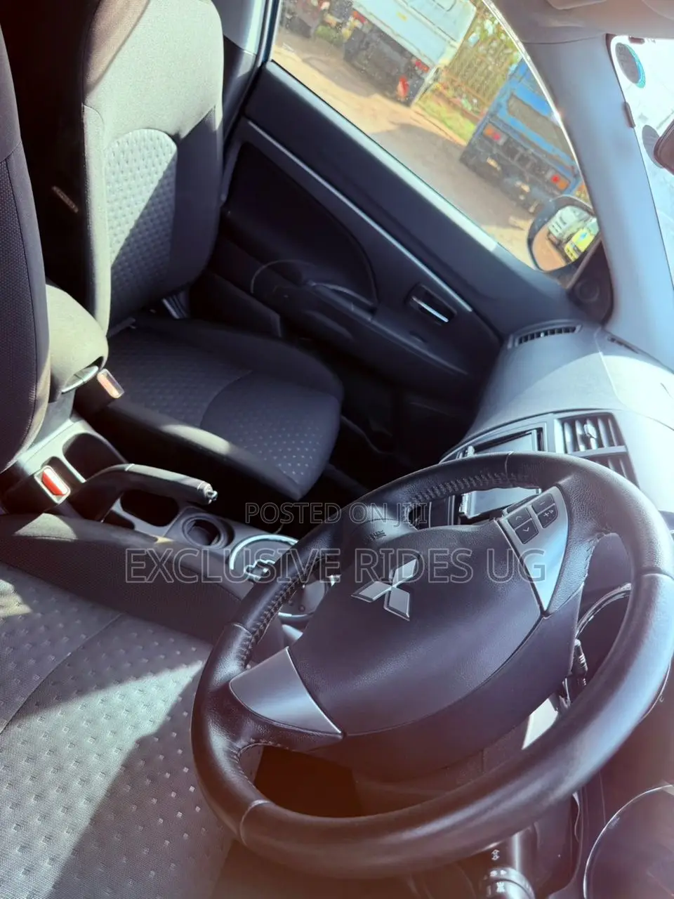 Mitsubishi RVR 2015 Blue
