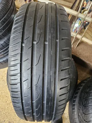 215 65 R16 Toyo Tires 4rm Japan Direct Order We Deliver At Ur Home.