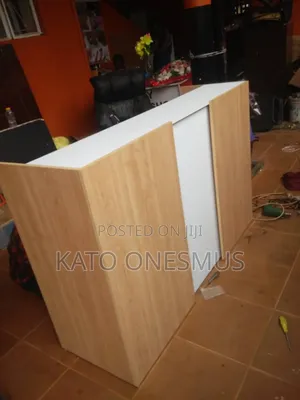 Modern Reception Table