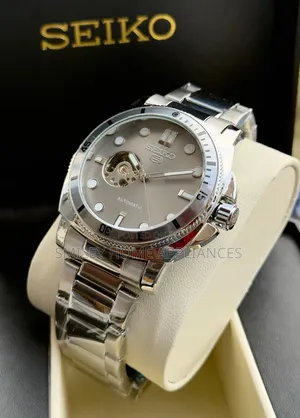 Silver Metallic Strapped Seiko Men's Authentic Mechanical Wrist Watch