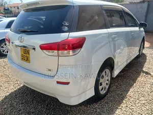 Toyota Wish 2010 White