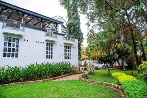 Furnished 4bdrm House in Makindye for rent