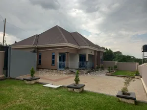 Furnished 4bdrm Bungalow in Kira for sale
