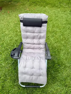 Inclining Chair