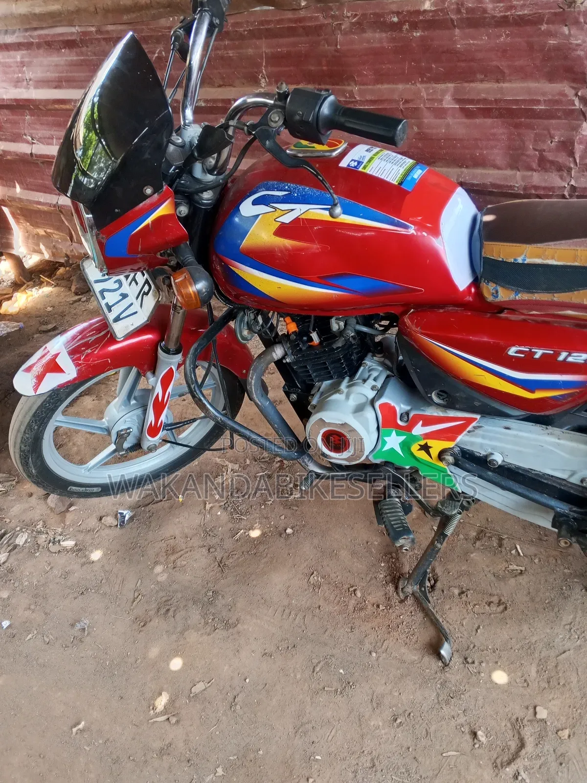 Bajaj Boxer 125 2023 Red