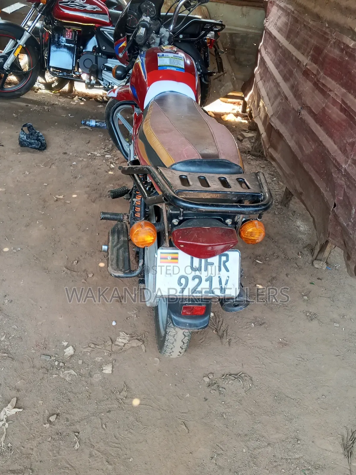 Bajaj Boxer 125 2023 Red