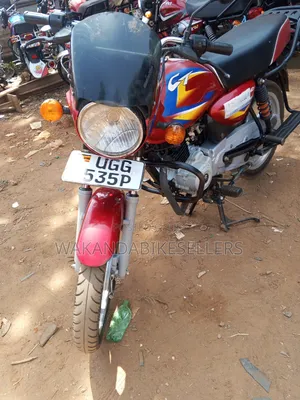 Bajaj Boxer 125 2024 Red