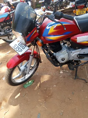 Bajaj Boxer 125 2024 Red