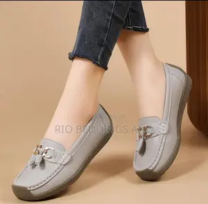 Ladies Moccasin Shoes, All Size Available