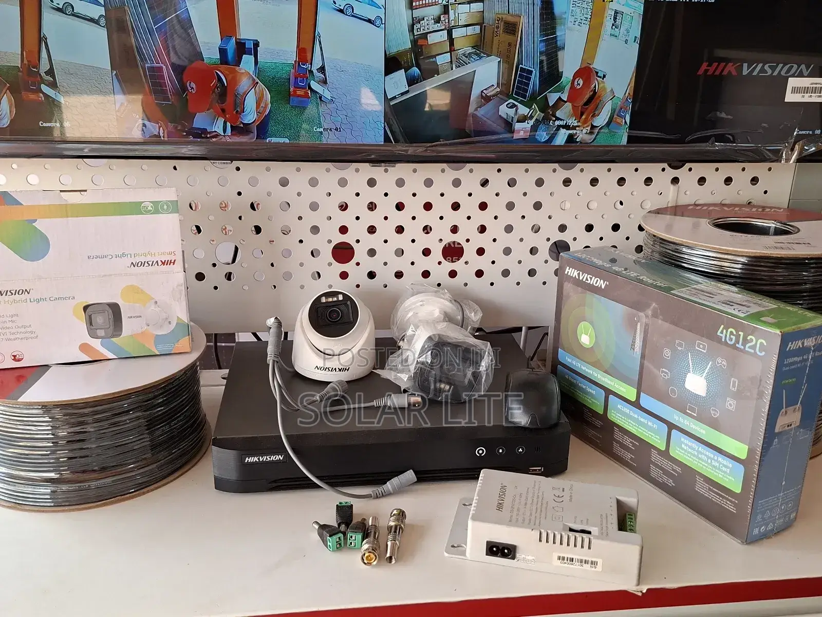4 Channels Camera Surveillance Systems