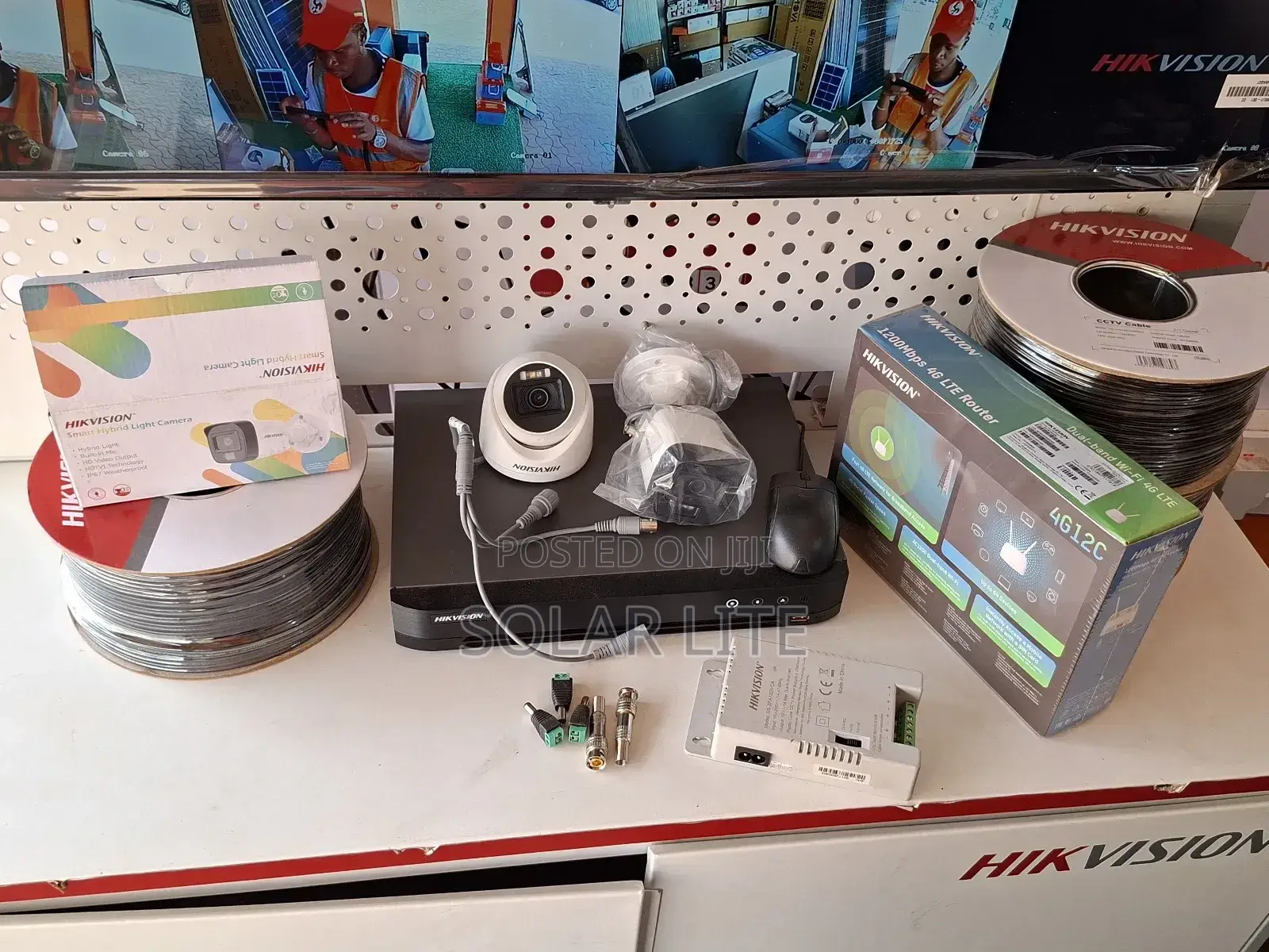 4 Channels Camera Surveillance Systems