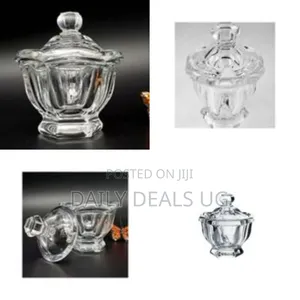 Elegant Clear Glass Pedestal Serving Dish With Lid - Clear
