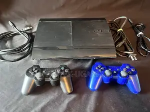 Sony Playstation 3 Slim Ps3cech-2501a Console Bundle 2 Controllers