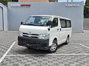 Toyota HiAce 2012 White