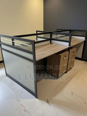 Four Seater Workstation 2026