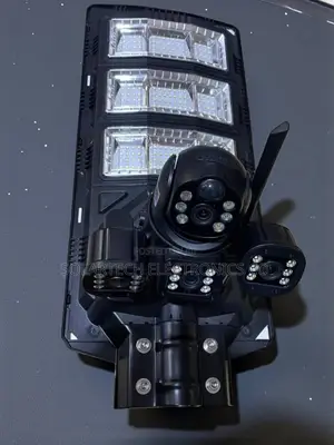 All-Weather 450w Solar Light Triple-Lens Camera