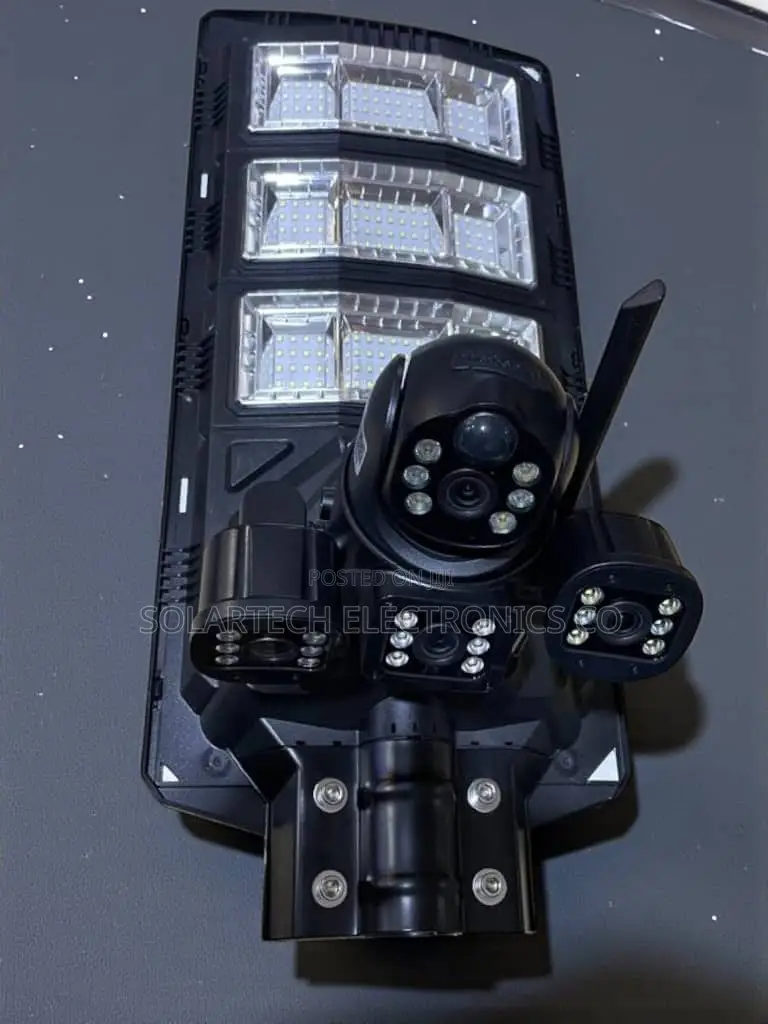 All-Weather 450w Solar Light Triple-Lens Camera
