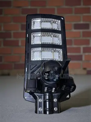 450w Solar Security Light Integrated With 3-Lens Camera