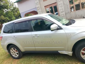 Subaru Forester 2.0D XS 2010 Silver