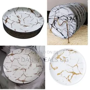 6 Piece Set of Ceramic Dinner Plates With Marble Effect