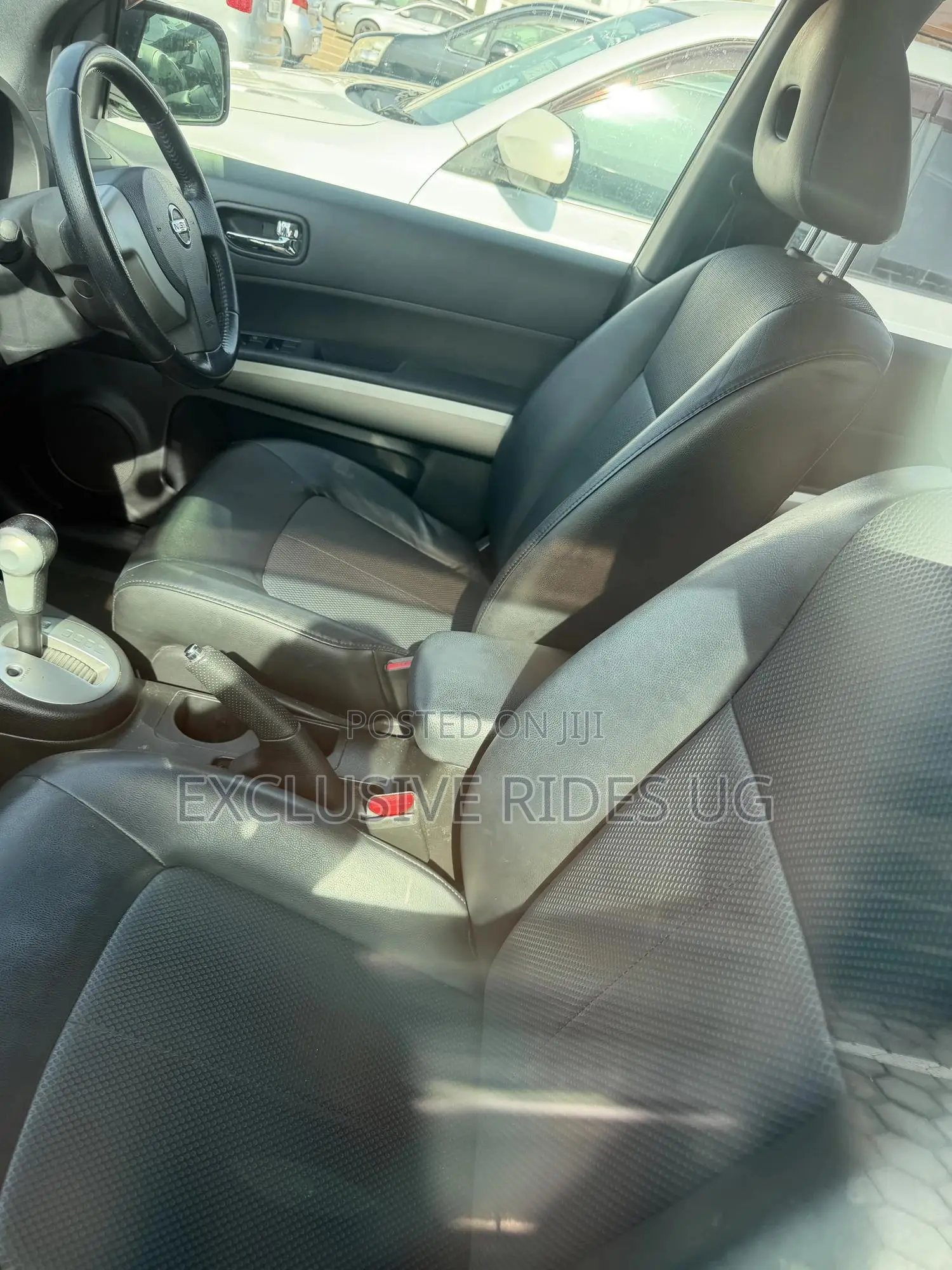 Nissan X-Trail 2012 Gold