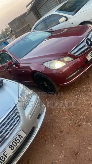 Mercedes-Benz E250 2011 Maroon