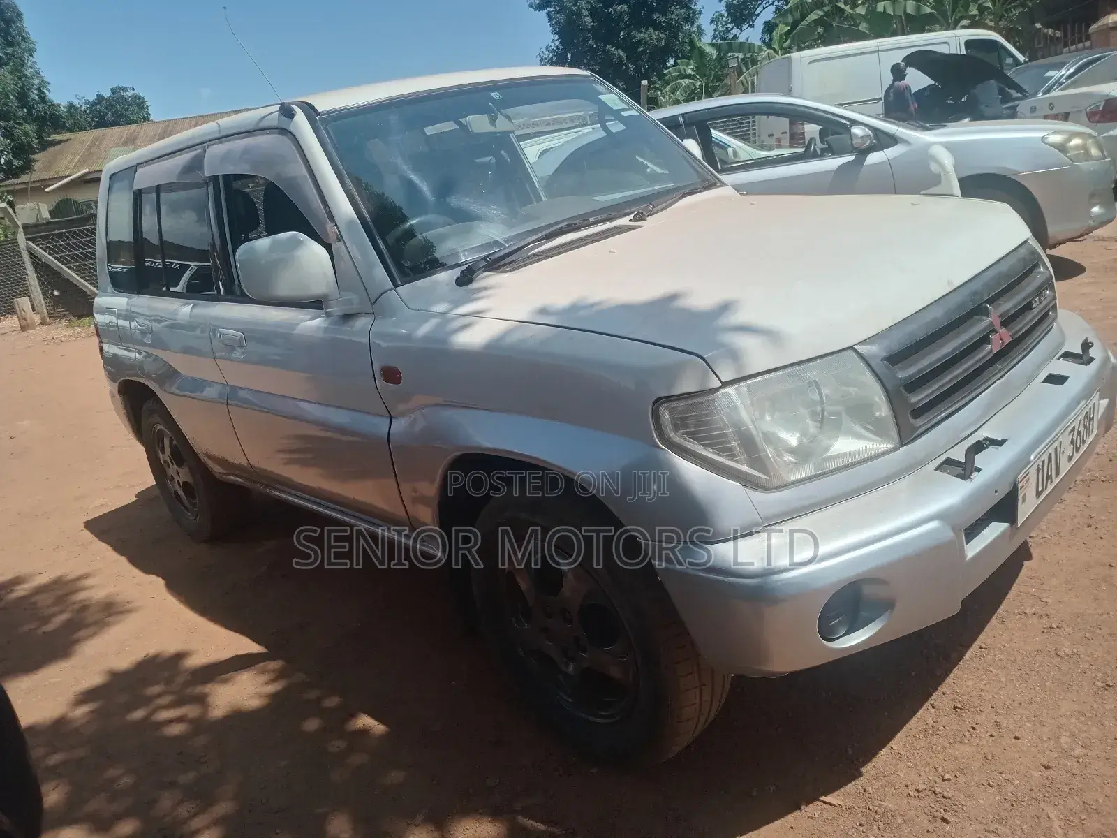 Mitsubishi Pajero IO 2001 Silver