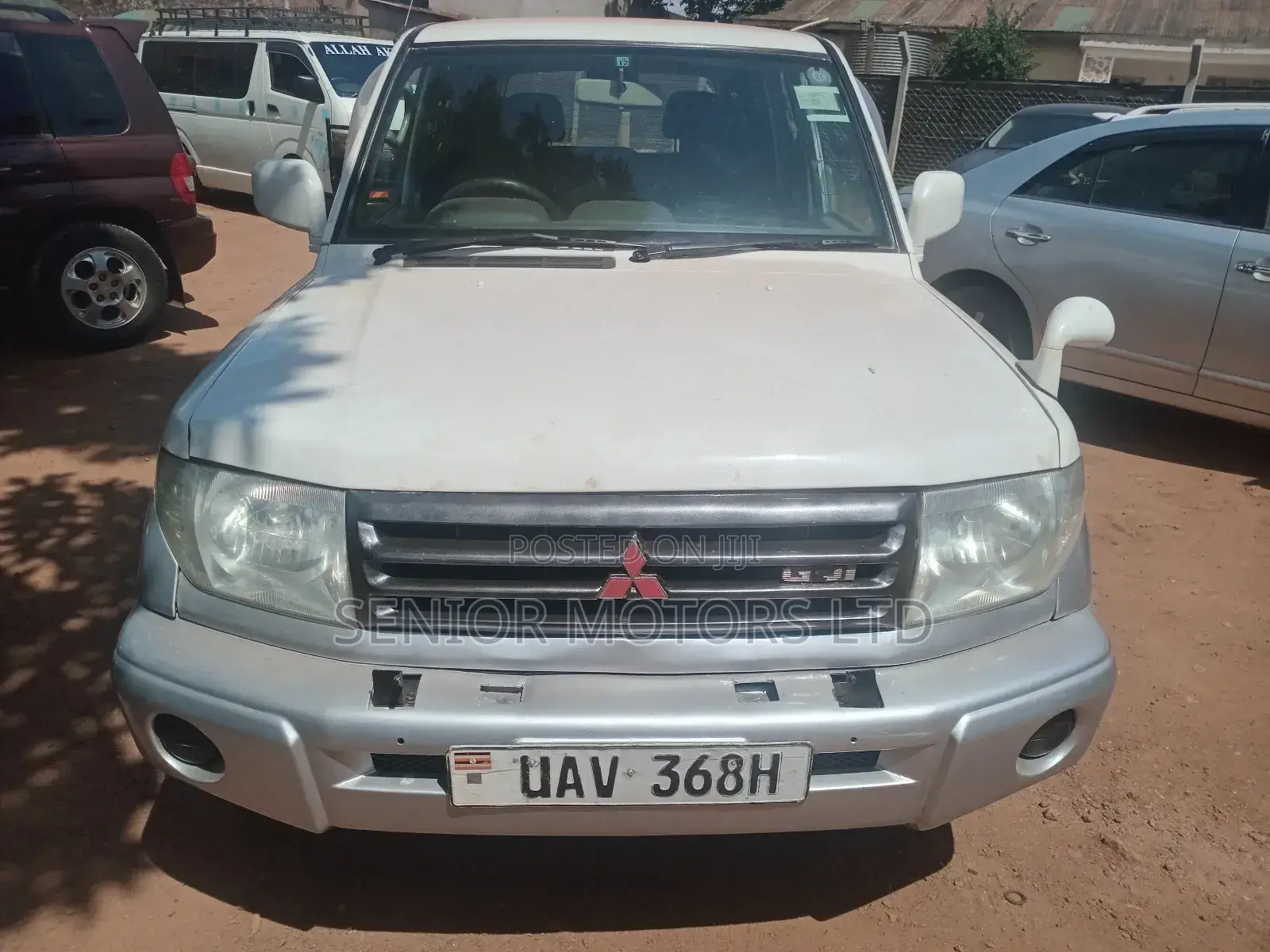 Mitsubishi Pajero IO 2001 Silver