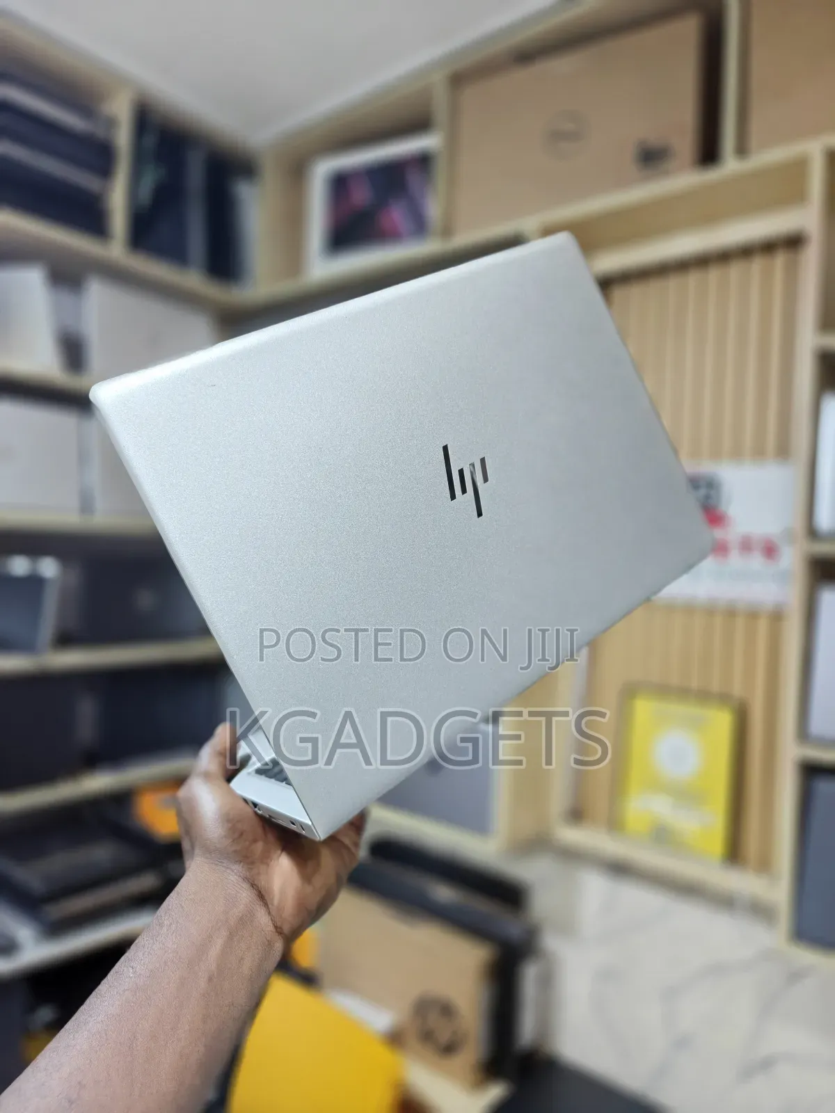 New Laptop HP MT44 8GB AMD Ryzen 3 SSD 128GB