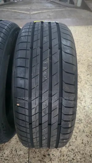 215/55r17 Mozzo Tyres
