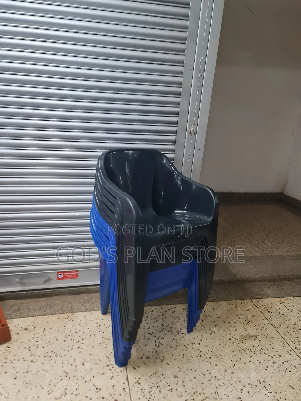 Plement Plastic Chairs Plastic Chairs